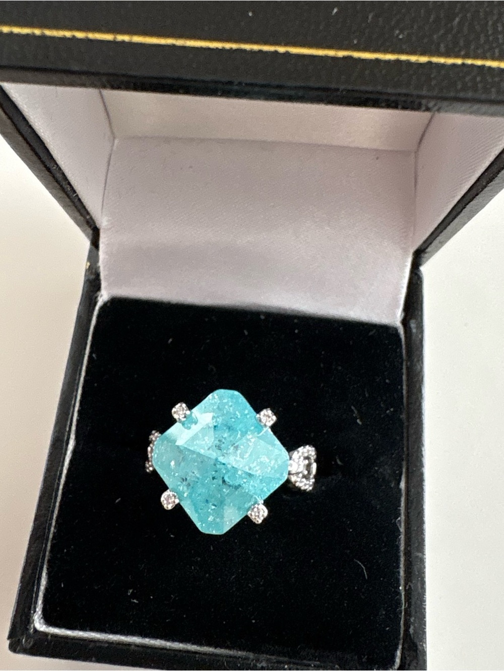 Bomb Party Radiant Harmony Ring RG47738 Blue Topaz Ice Crystal Rhodium Plating